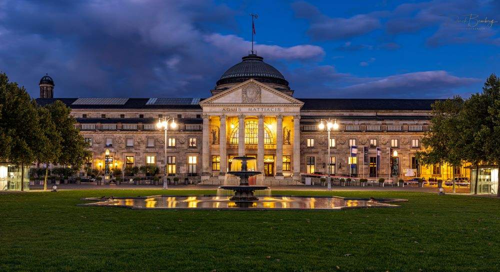 Wiesbaden Kurhaus at dusk
